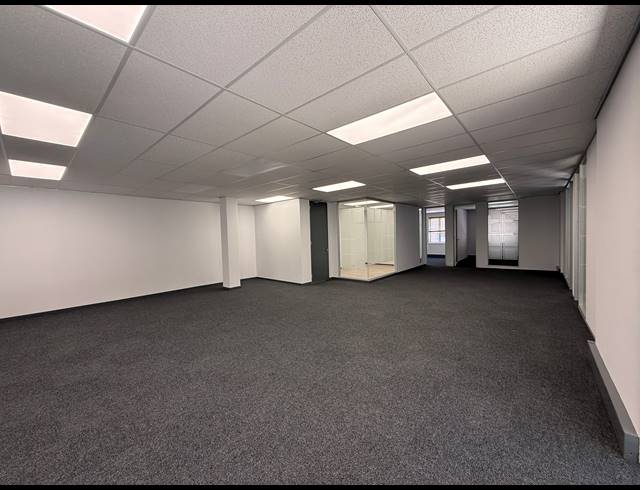 381M² OFFICE TO LET IN KILLARNEY